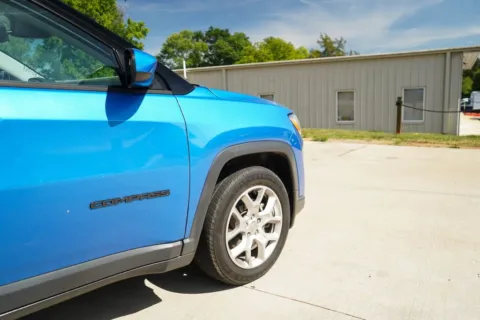 More photos of 2019 Jeep Compass Altitude at TLC Motors, SC