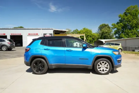 More photos of 2019 Jeep Compass Altitude at TLC Motors, SC