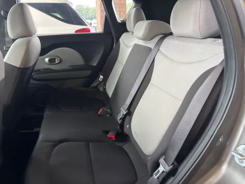 More photos of 2019 Kia Soul at TLC Motors, SC