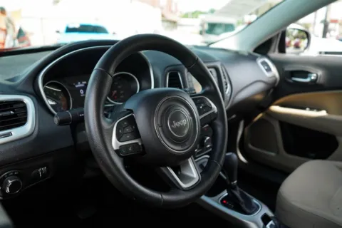 More photos of 2018 Jeep Compass Sport at TLC Motors, SC