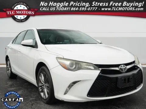 White 2017 Toyota Camry SE for sale in Moore, SC