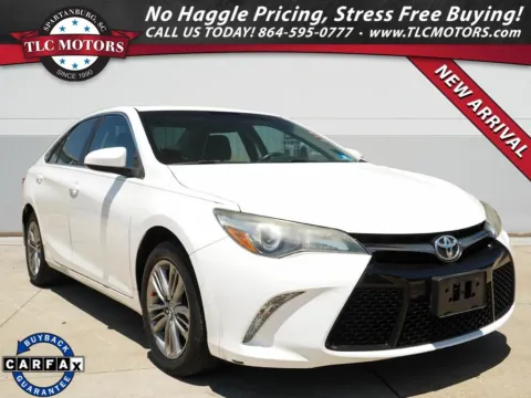 White 2017 Toyota Camry SE for sale in Moore, SC