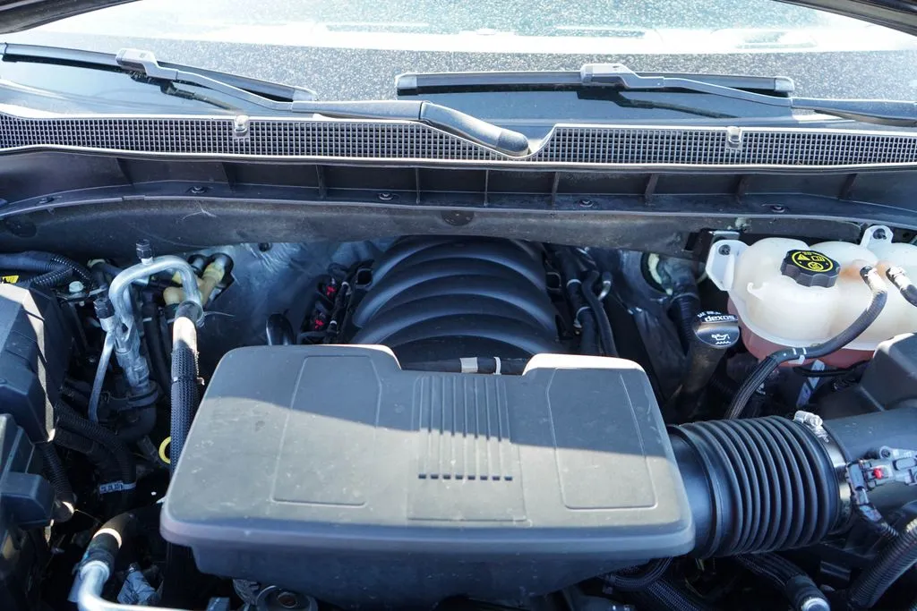 Chevrolet Suburban photo 36