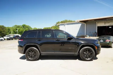 Another view of 2024 Jeep Grand Cherokee Altitude for sale in Moore, SC at TLC Motors