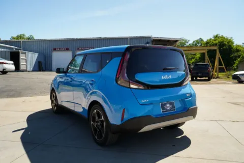 More photos of 2023 Kia Soul EX at TLC Motors, SC
