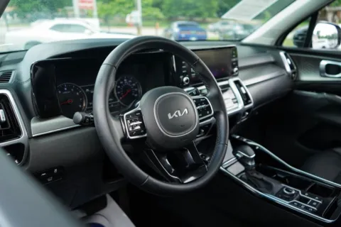 More photos of 2022 Kia Sorento SX at TLC Motors, SC
