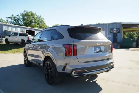 More photos of 2022 Kia Sorento SX at TLC Motors, SC
