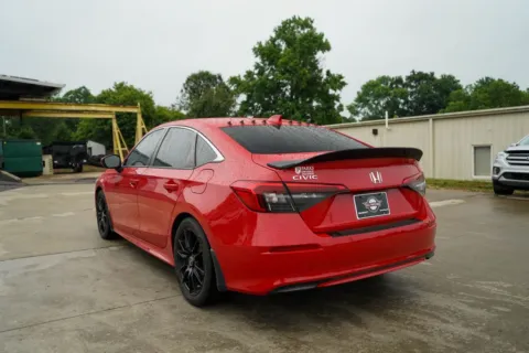More photos of 2022 Honda Civic EX at TLC Motors, SC