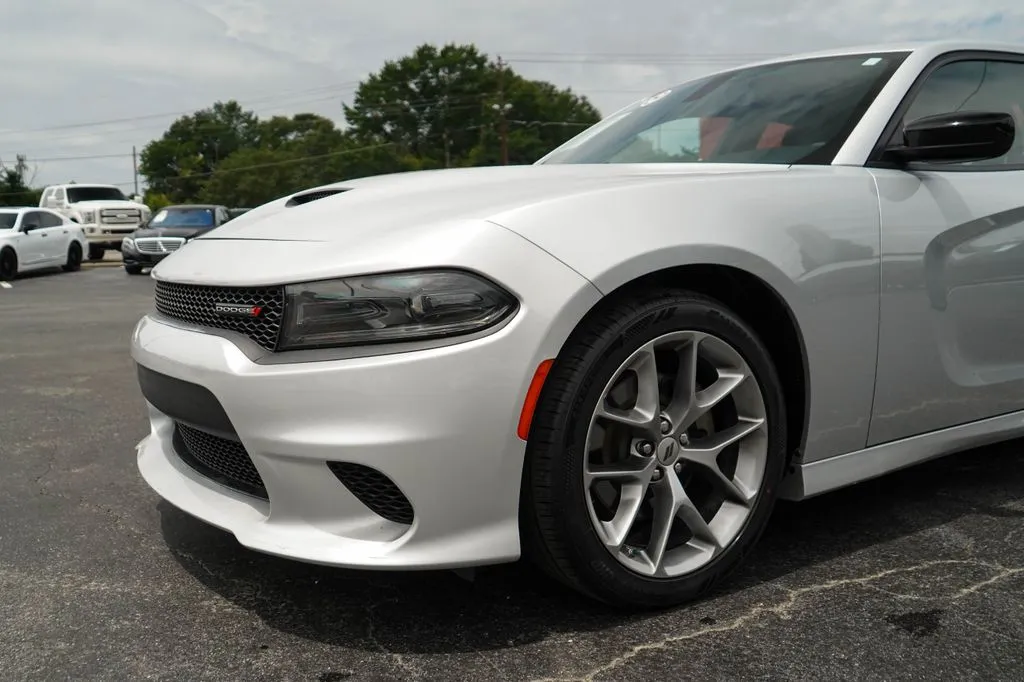 Dodge Charger photo 16