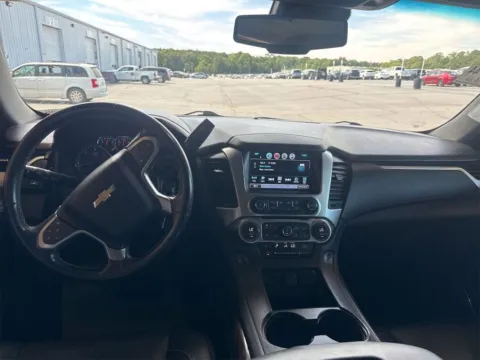 More photos of 2019 Chevrolet Suburban LT at TLC Motors, SC