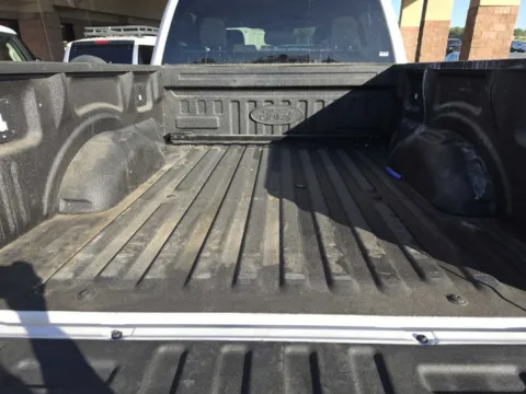 More photos of 2019 Ford F-150 XLT at TLC Motors, SC