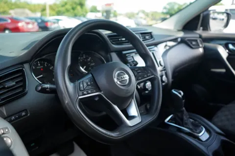 More photos of 2020 Nissan Rogue Sport SV at TLC Motors, SC