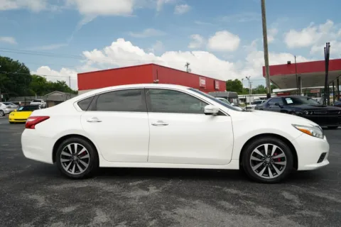 Photos of 2017 Nissan Altima 2.5 SL for sale in Moore, SC at TLC Motors