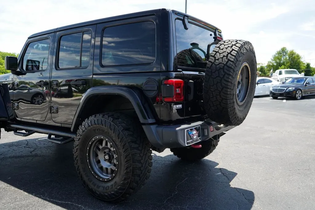 Jeep Wrangler photo 20