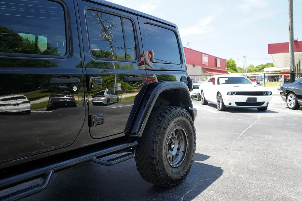 Jeep Wrangler photo 21