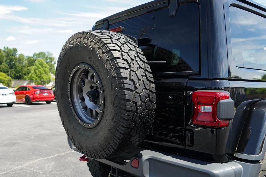 Jeep Wrangler photo 19