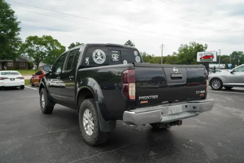 More photos of 2018 Nissan Frontier SV at TLC Motors, SC