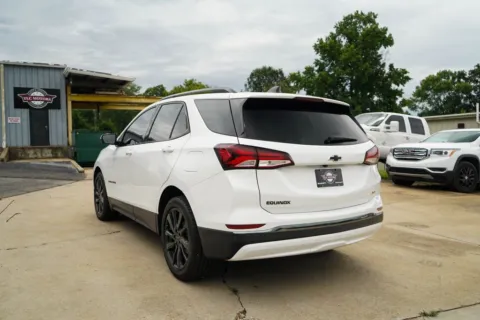 More photos of 2022 Chevrolet Equinox RS at TLC Motors, SC
