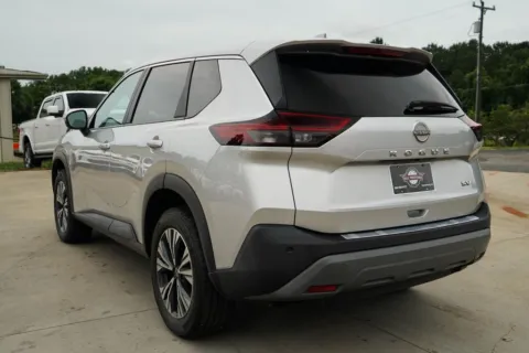 More photos of 2022 Nissan Rogue SV at TLC Motors, SC