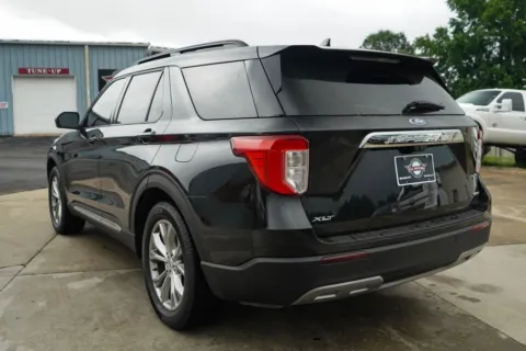 More photos of 2020 Ford Explorer XLT at TLC Motors, SC