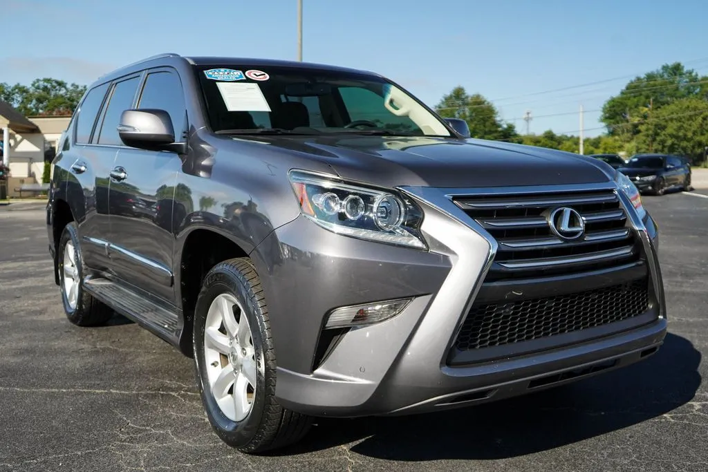 Lexus GX photo 42