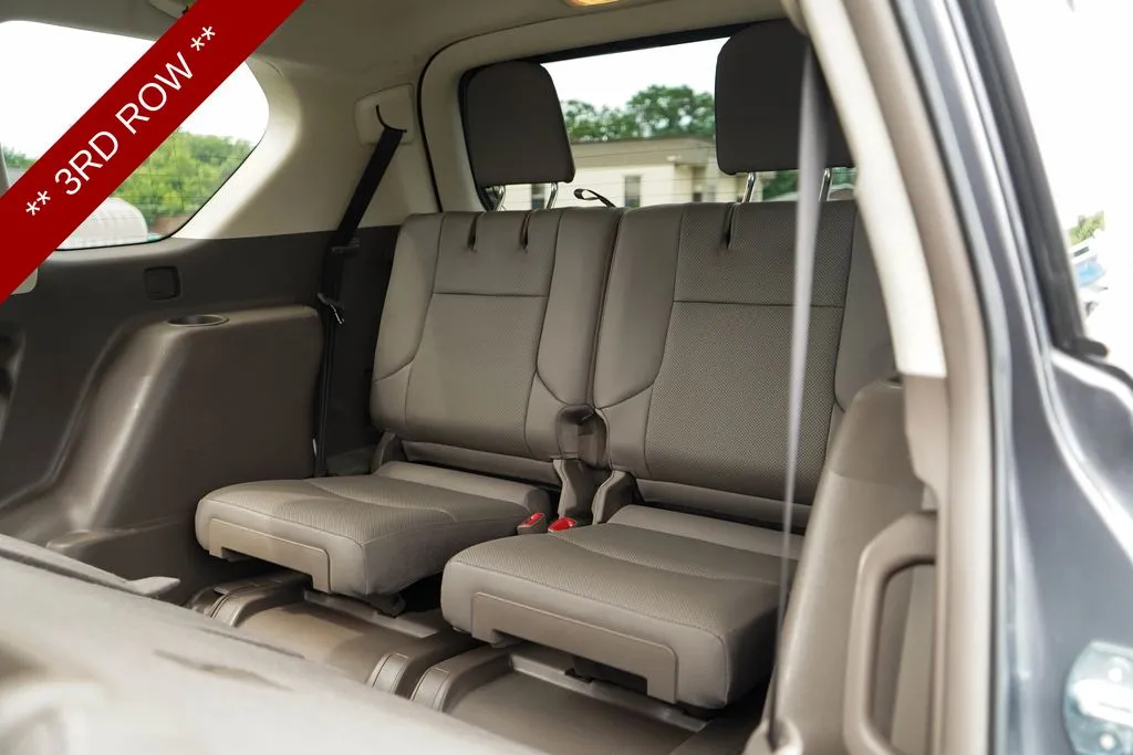 Lexus GX photo 15
