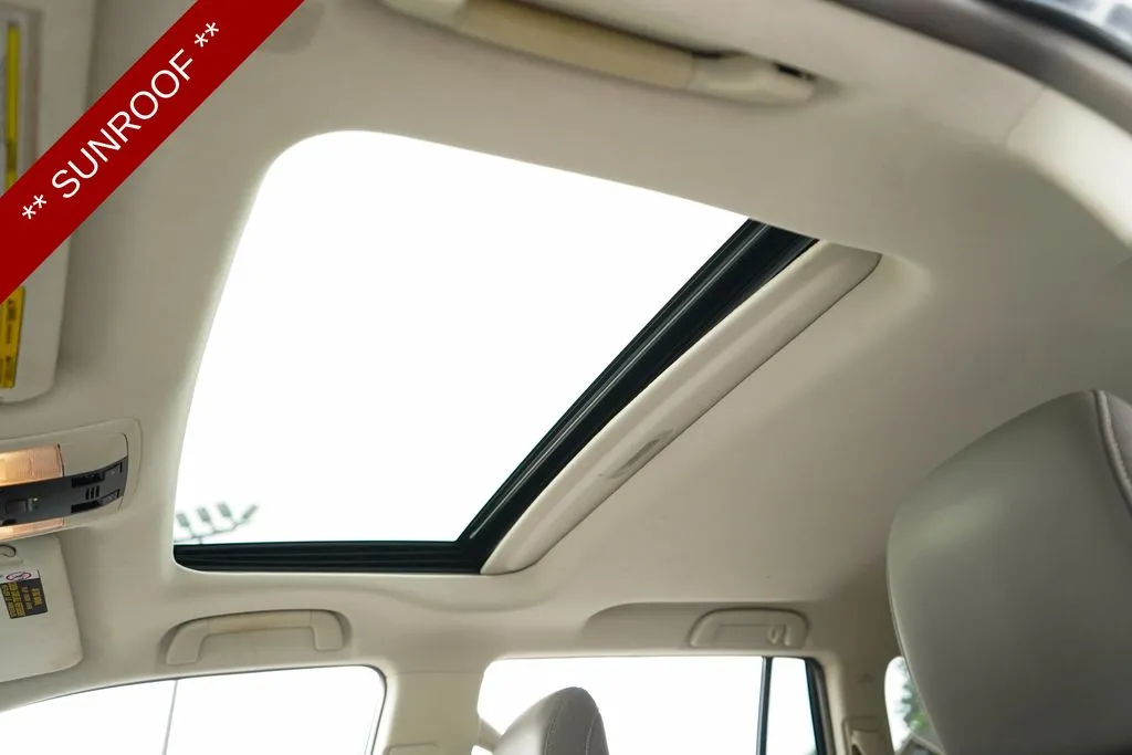 Lexus GX photo 12
