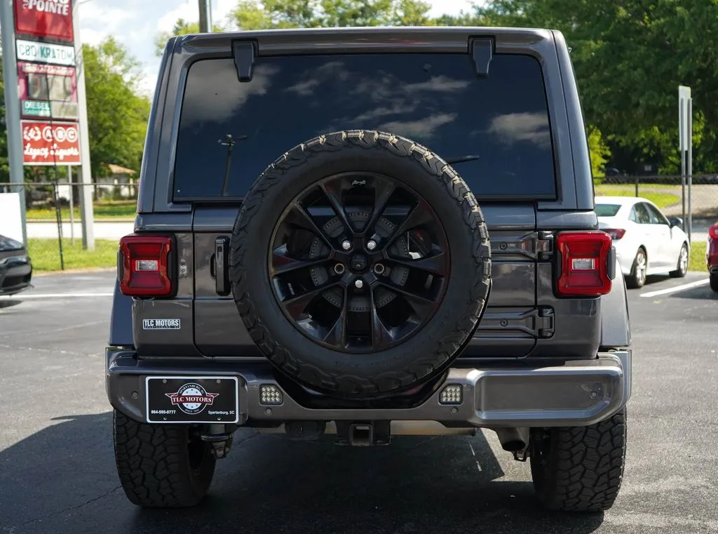 Jeep Wrangler photo 19