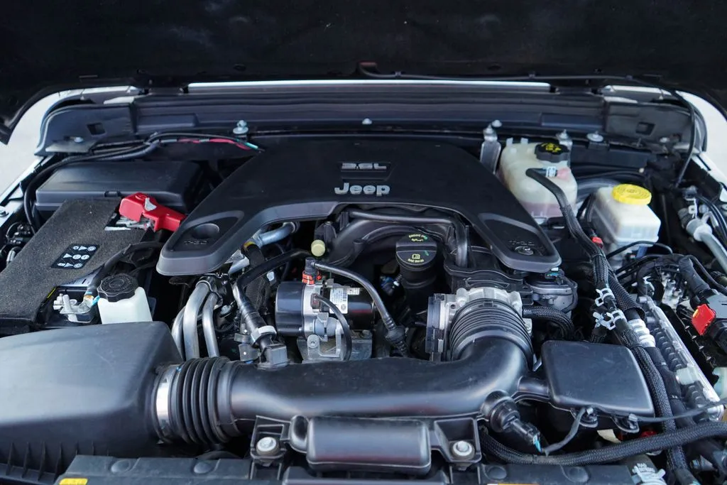 Jeep Wrangler photo 39