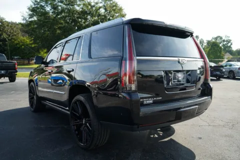 Another view of 2019 Cadillac Escalade Premium Luxury for sale in Moore, SC at TLC Motors