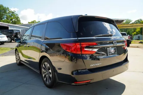 More photos of 2022 Honda Odyssey EX-L at TLC Motors, SC