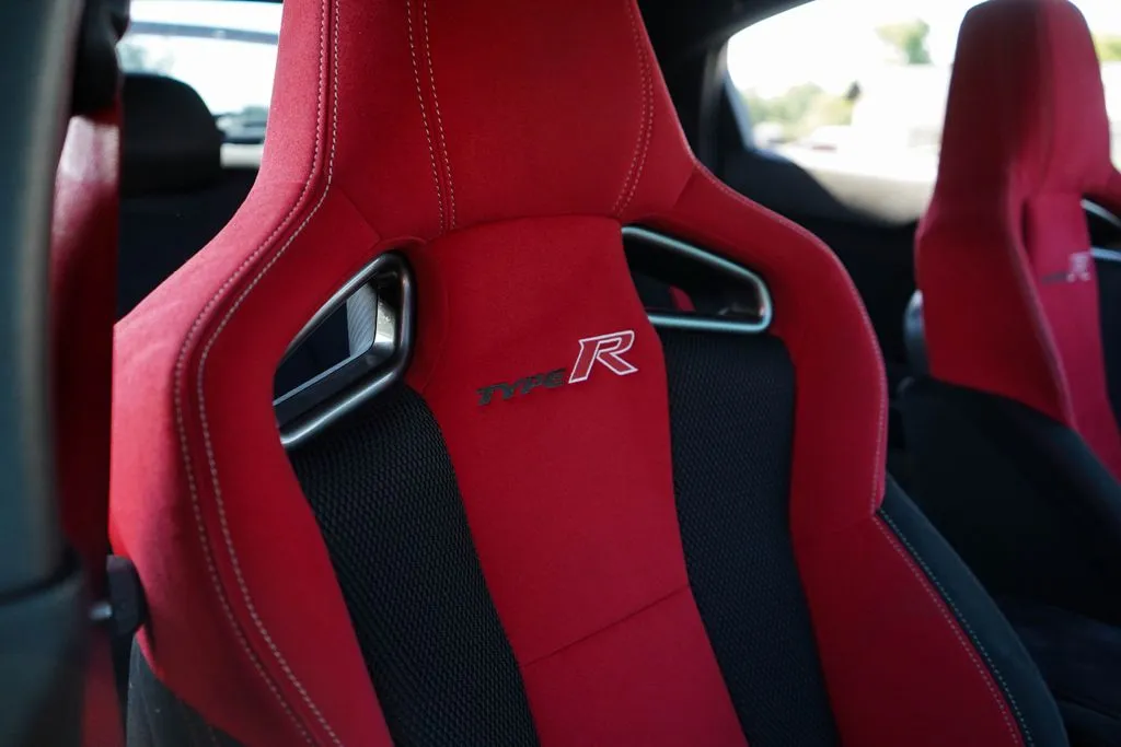 Honda Civic Type R photo 13