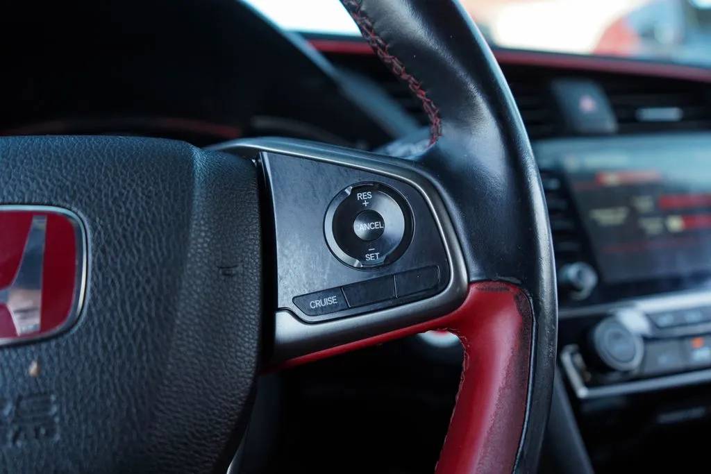 Honda Civic Type R photo 35