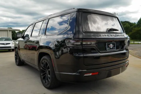 More photos of 2022 Jeep Grand Wagoneer Series II at TLC Motors, SC