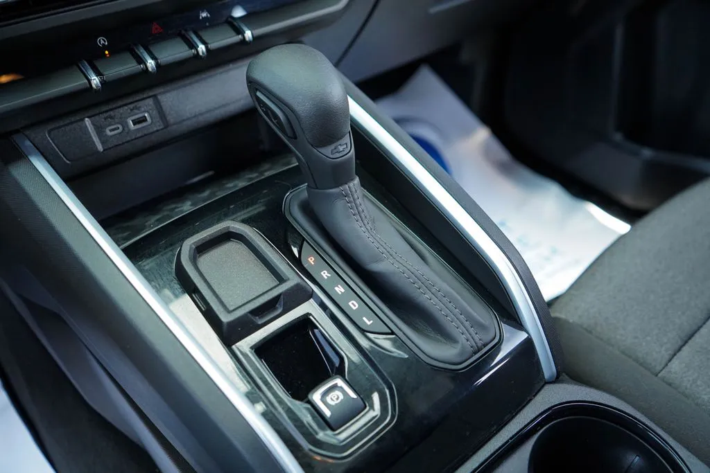 2025 Chevrolet Colorado Work Truck - Photo 35
