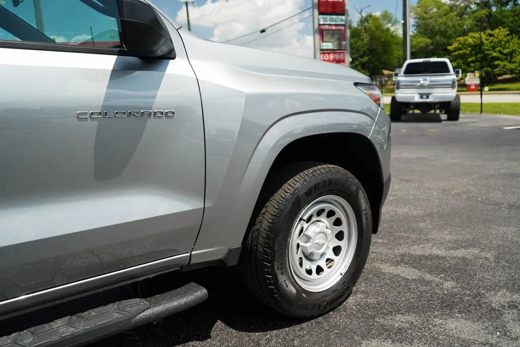 2025 Chevrolet Colorado Work Truck - Photo 19
