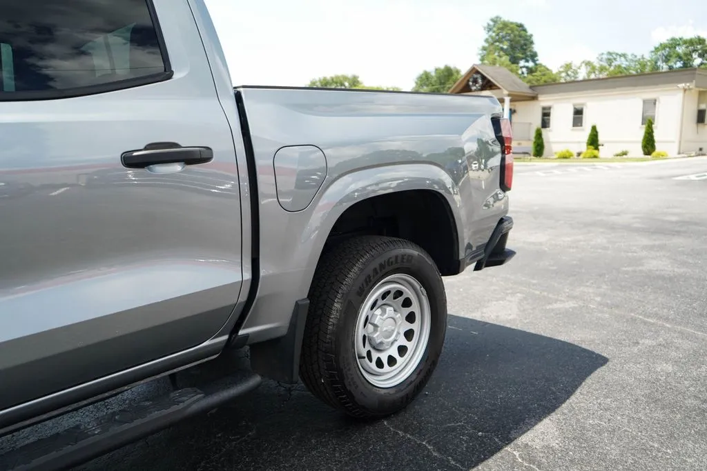 2025 Chevrolet Colorado Work Truck - Photo 23