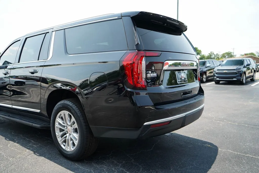 2024 GMC Yukon XL SLT - Photo 21