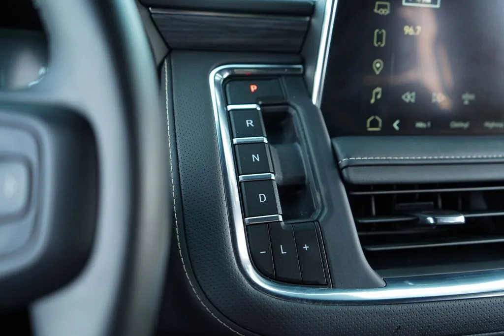 2024 GMC Yukon XL SLT - Photo 34