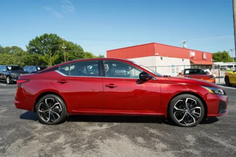 Photos of 2023 Nissan Altima 2.5 SR for sale in Moore, SC at TLC Motors