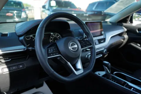 More photos of 2023 Nissan Altima 2.5 SR at TLC Motors, SC