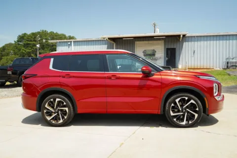 Another view of 2022 Mitsubishi Outlander SEL for sale in Moore, SC at TLC Motors