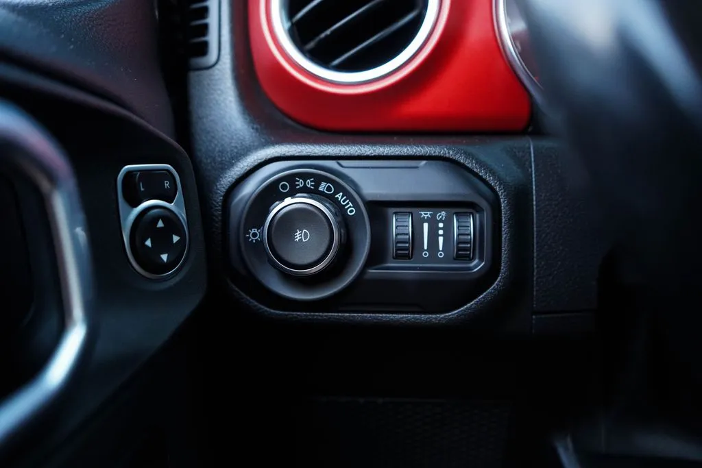 Jeep Wrangler photo 35