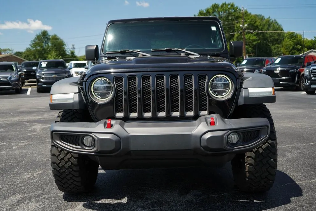 Jeep Wrangler photo 18