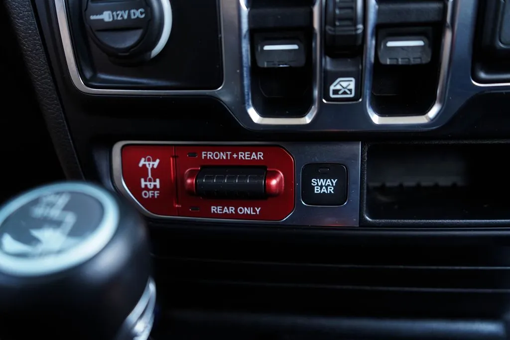 Jeep Wrangler photo 32