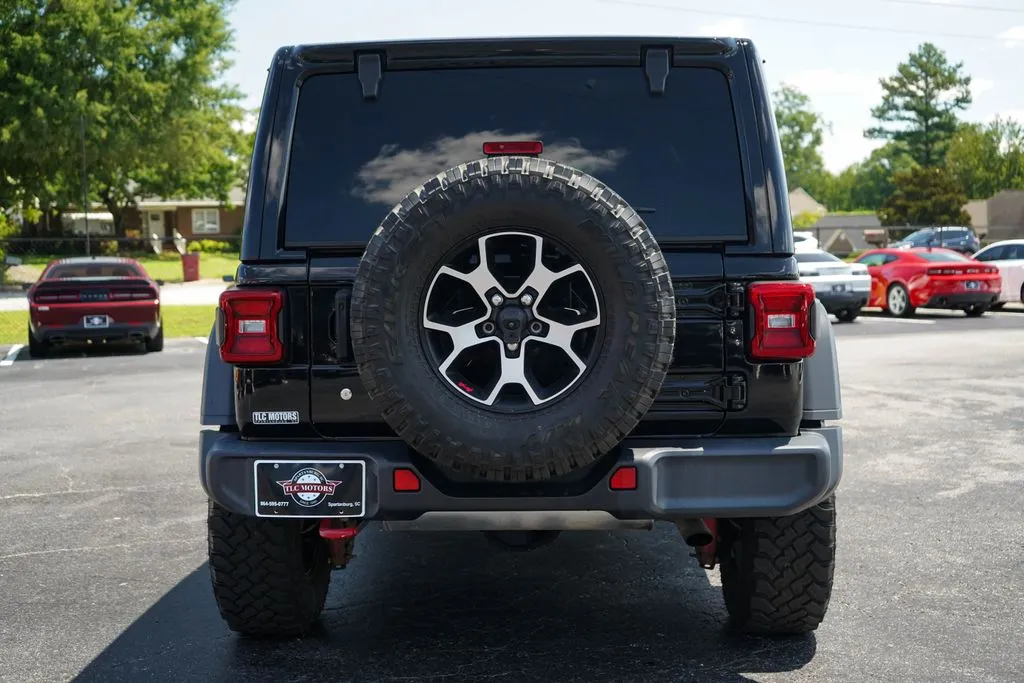 Jeep Wrangler photo 21