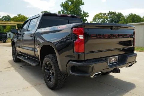 More photos of 2022 Chevrolet Silverado 1500 LT Trail Boss at TLC Motors, SC