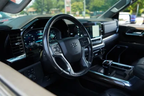 More photos of 2022 Chevrolet Silverado 1500 LT Trail Boss at TLC Motors, SC