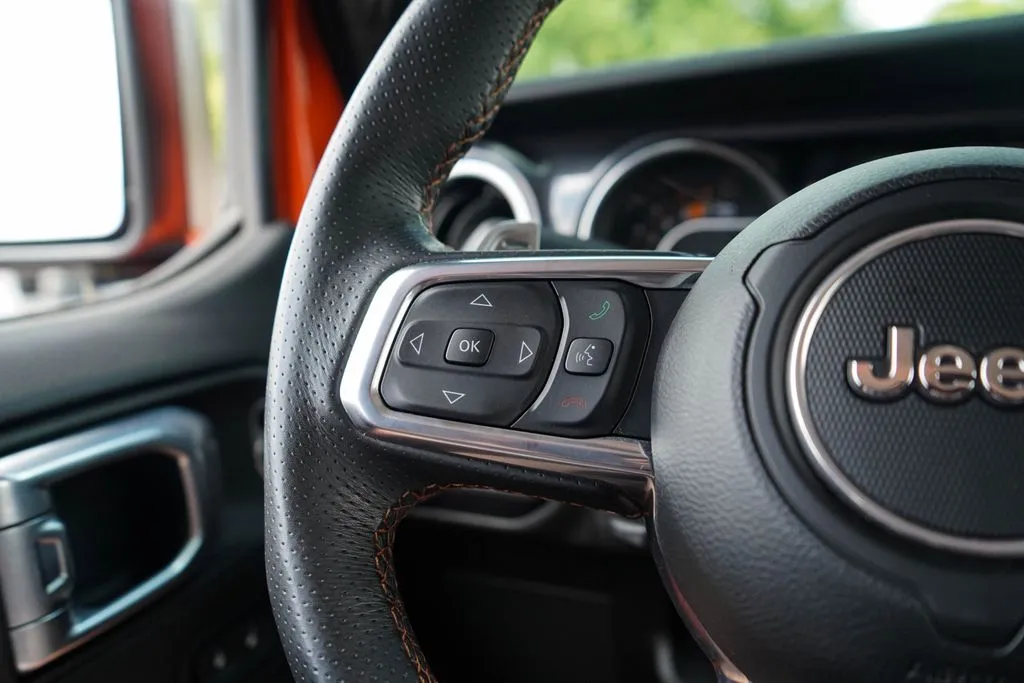Jeep Wrangler photo 36