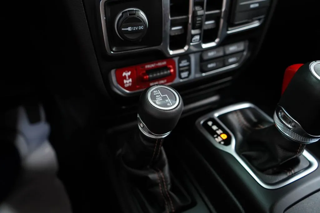 Jeep Wrangler photo 34
